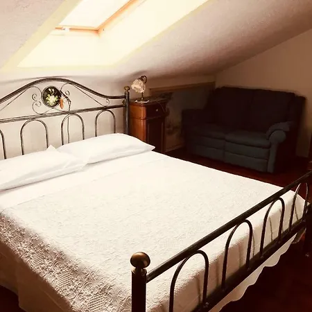 Bed & Breakfast La Gatta E Il Glicine Ceriale